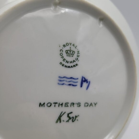 Royal Copenhagen Plate Mors Dag 1972 Mothers Day Blue Children Gift 6 Inch - Picture 5 of 7